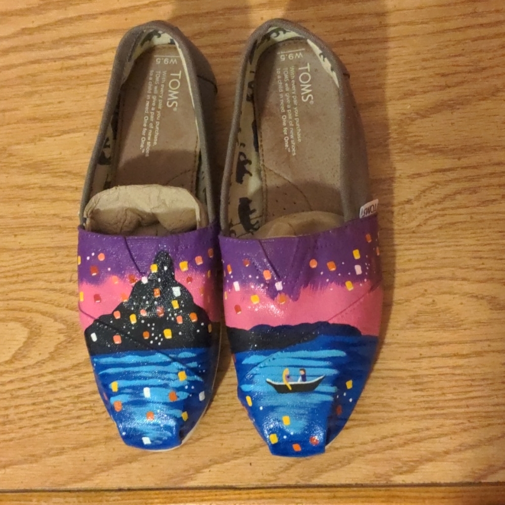 Hand Painted Tom's of Maine Women's Shoes